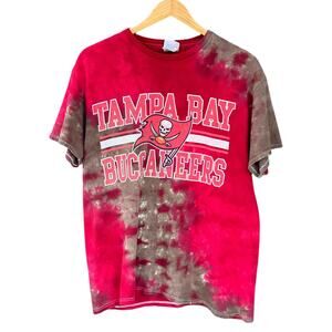 Vintage Tampa Bay Buccaneers Red Tie Dye Single Stitch NFL T-Shirt Men’s Large